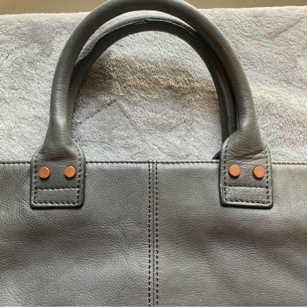 Kooba Kira Leather Tote Bag in Grey with Copper Accents - Missing Strap - Picture 4 of 16